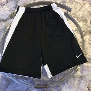 Nike shorts size small